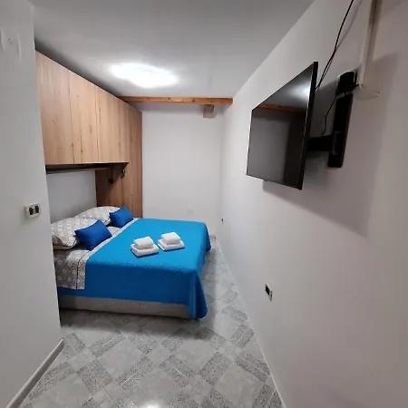 Lägenhet Arsenale 7 *